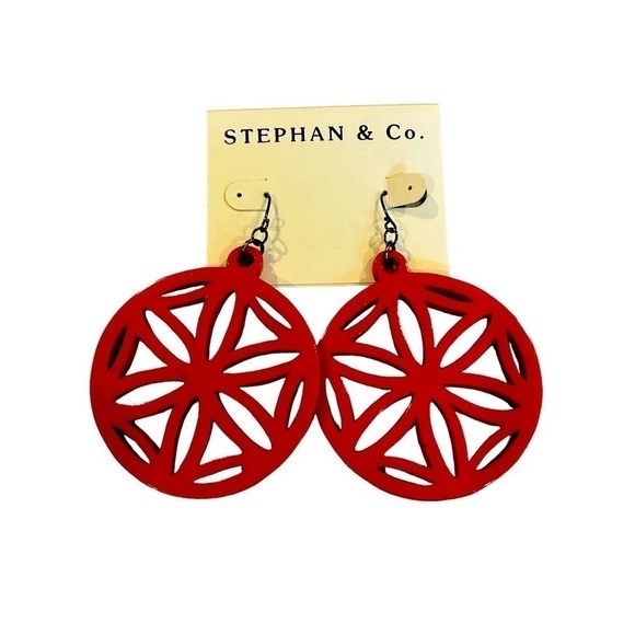 Stephan & Co. Jewelry - Stephan and Co. Red Resin Geometric Flower Starfish Design pierced Earrings